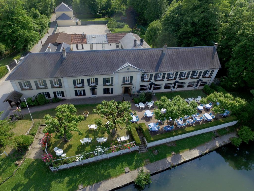 Hostellerie De Pavillon Saint-Hubert Gouvieux Exteriér fotografie